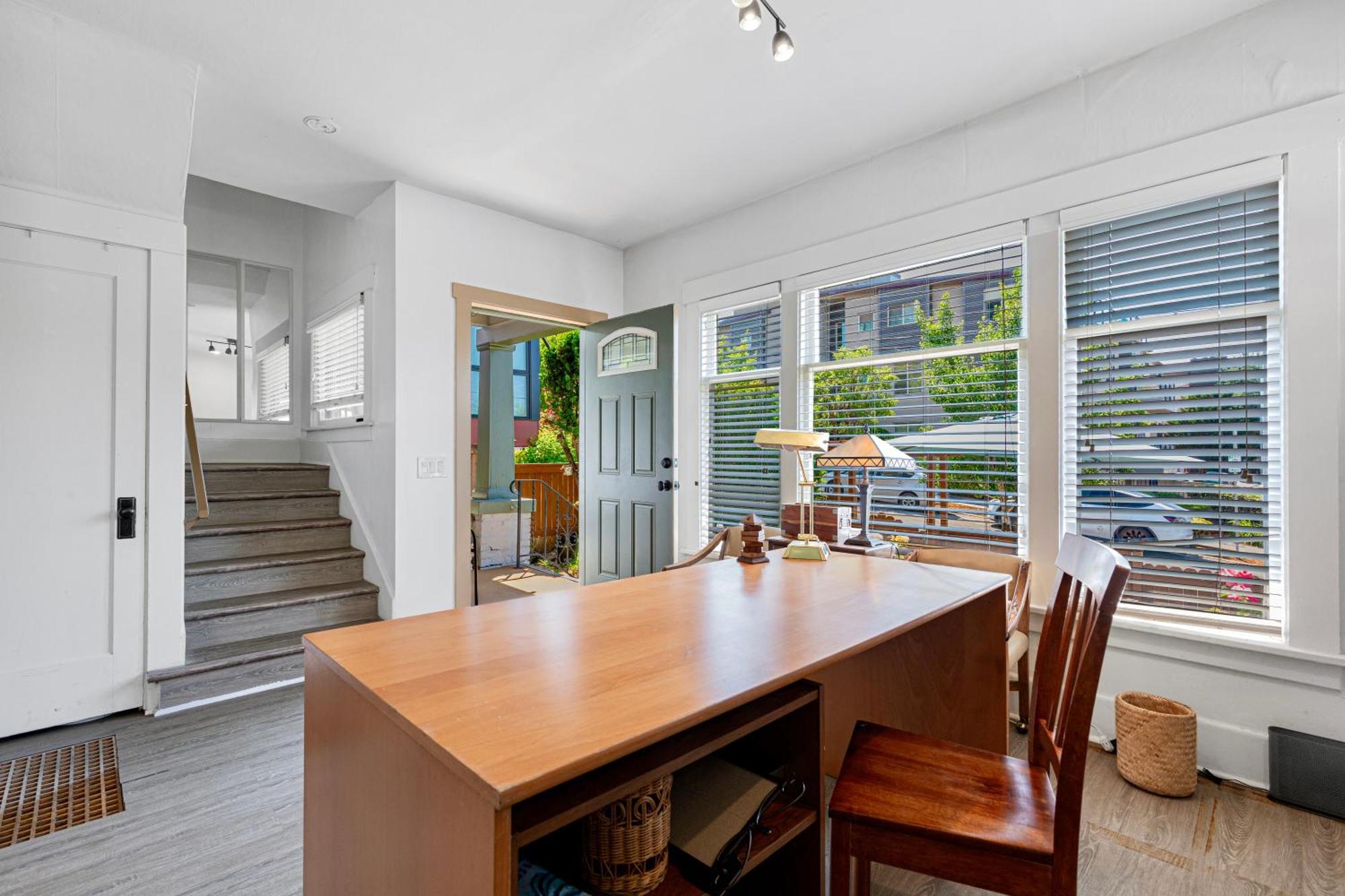 Vintage 3 Bedroom Home In Prime Eastlake Seattle With Private Parking Kültér fotó